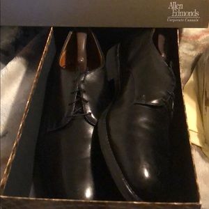 Allen Edmonds size 16